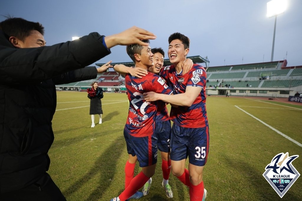 극적인 K리그2 우승을 차지한 김천상무&#40;한국프로축구연맹 제공&#41;