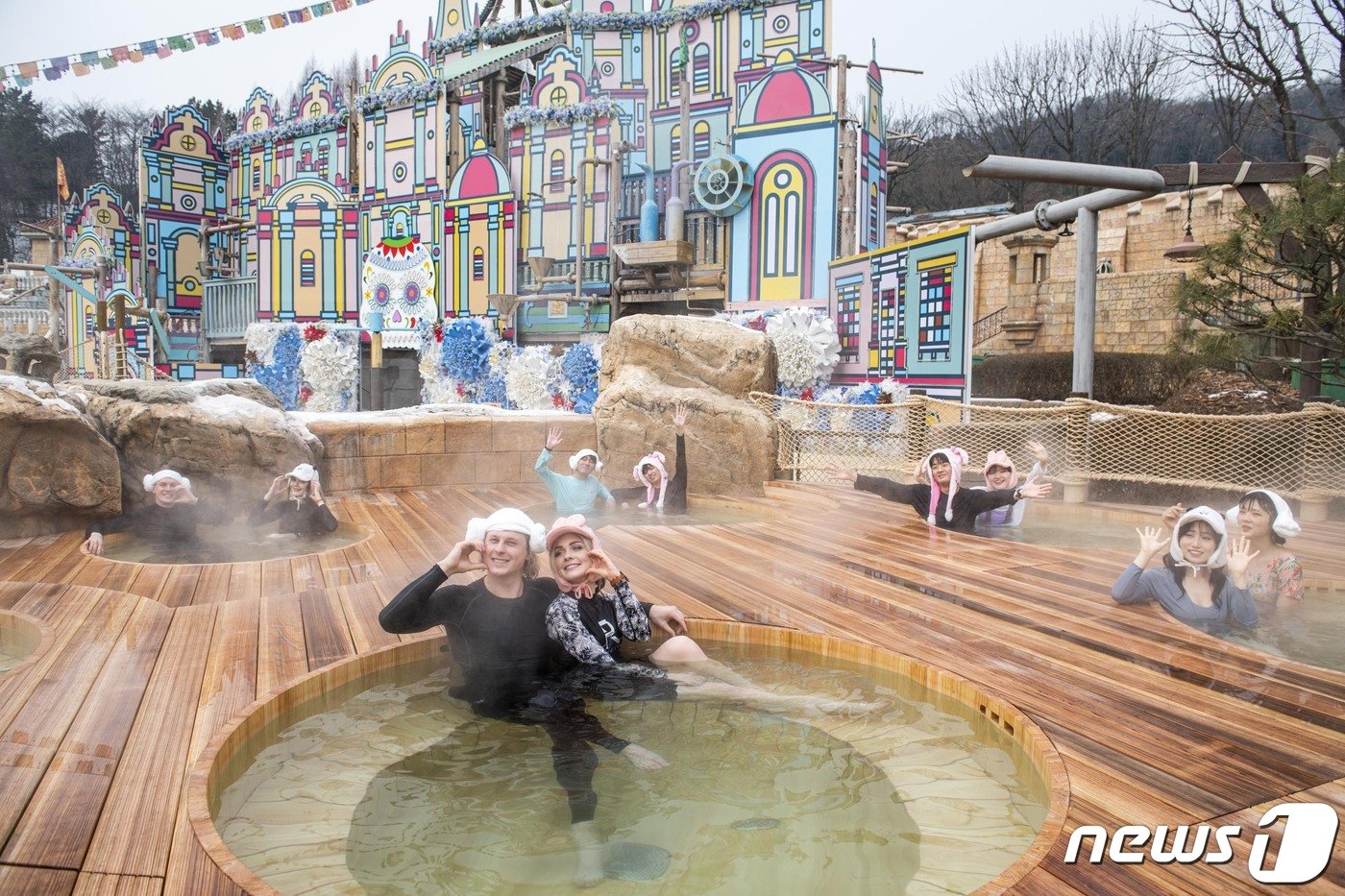  캐리비안베이 &#39;윈터 스파 캐비&#39; 모습&#40;삼성물산 리조트부문 제공&#41; 