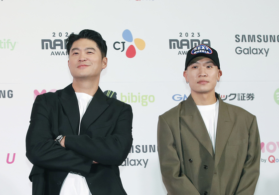 다이나믹듀오 개코, 부친상…BTS 제이홉·브아솔·에픽하이 근조화환 애도