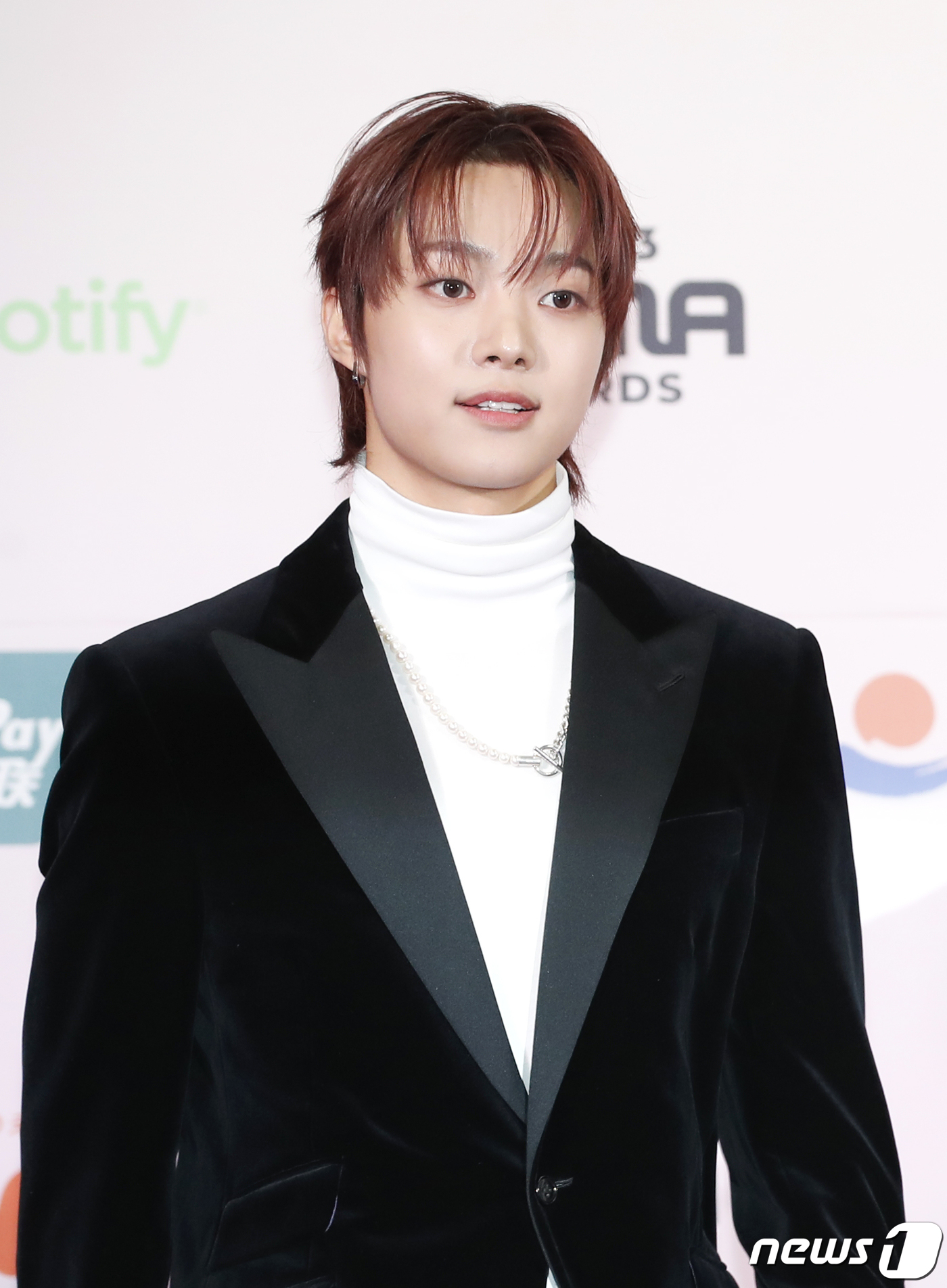 (도쿄(일본)=뉴스1) 권현진 기자 = 하이브 글로벌 그룹 앤팀(&TEAM) 의주가 28일 일본 도쿄돔에서 열린 ‘2023 마마 어워즈(2023 MAMA AWARDS)’에서 포즈를 …
