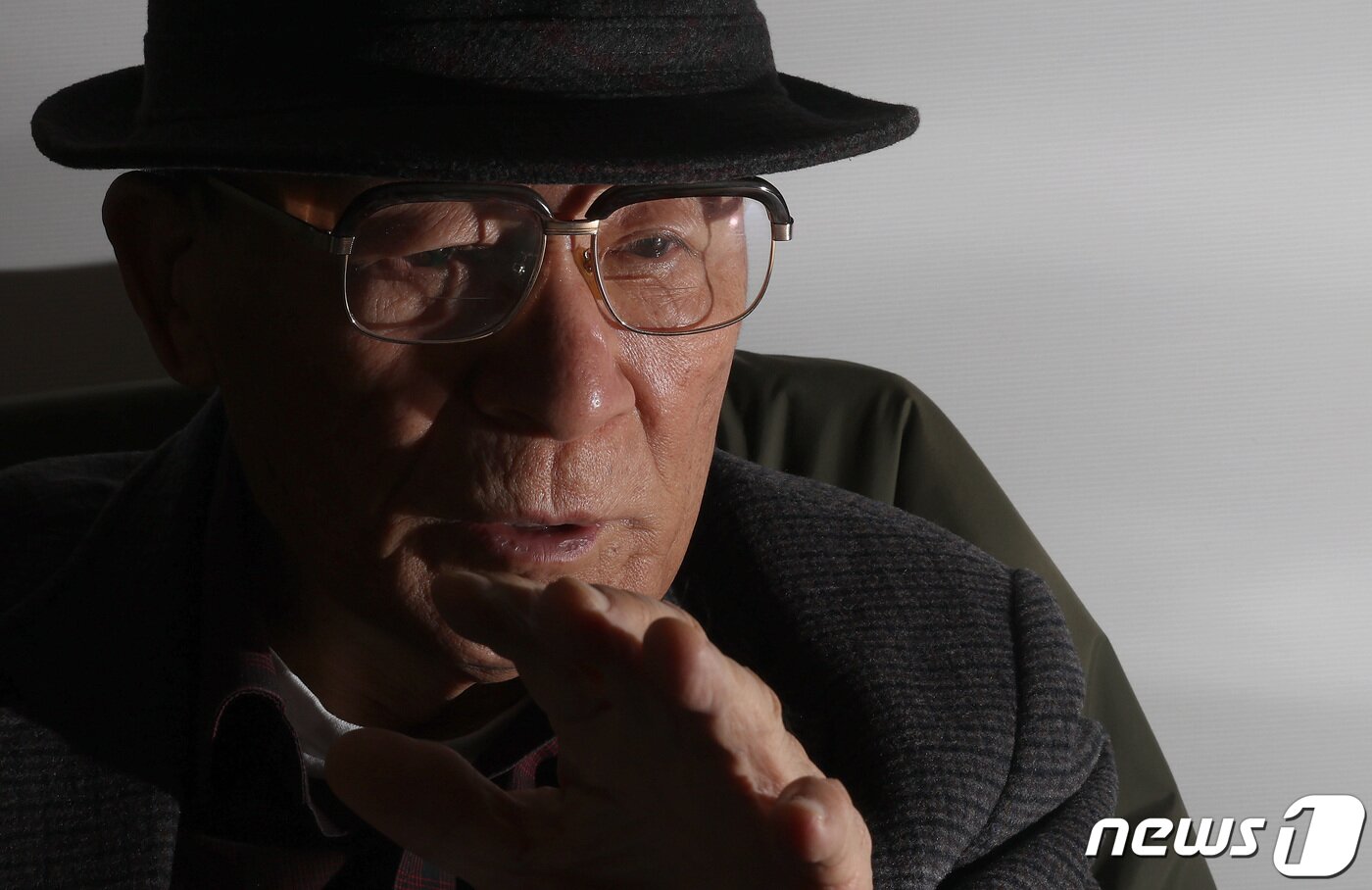본문 이미지 - 김충립 전 특전사 보안반장이 30일 서울 종로구 공유오피스에서 뉴스1과 인터뷰를 갖고 있다. 2023.11.30/뉴스1 ⓒ News1 이동해 기자