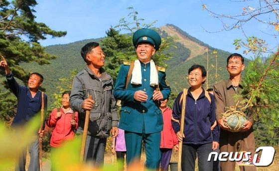 북한 '열렬한 향토애' 지닌 주민들 소개