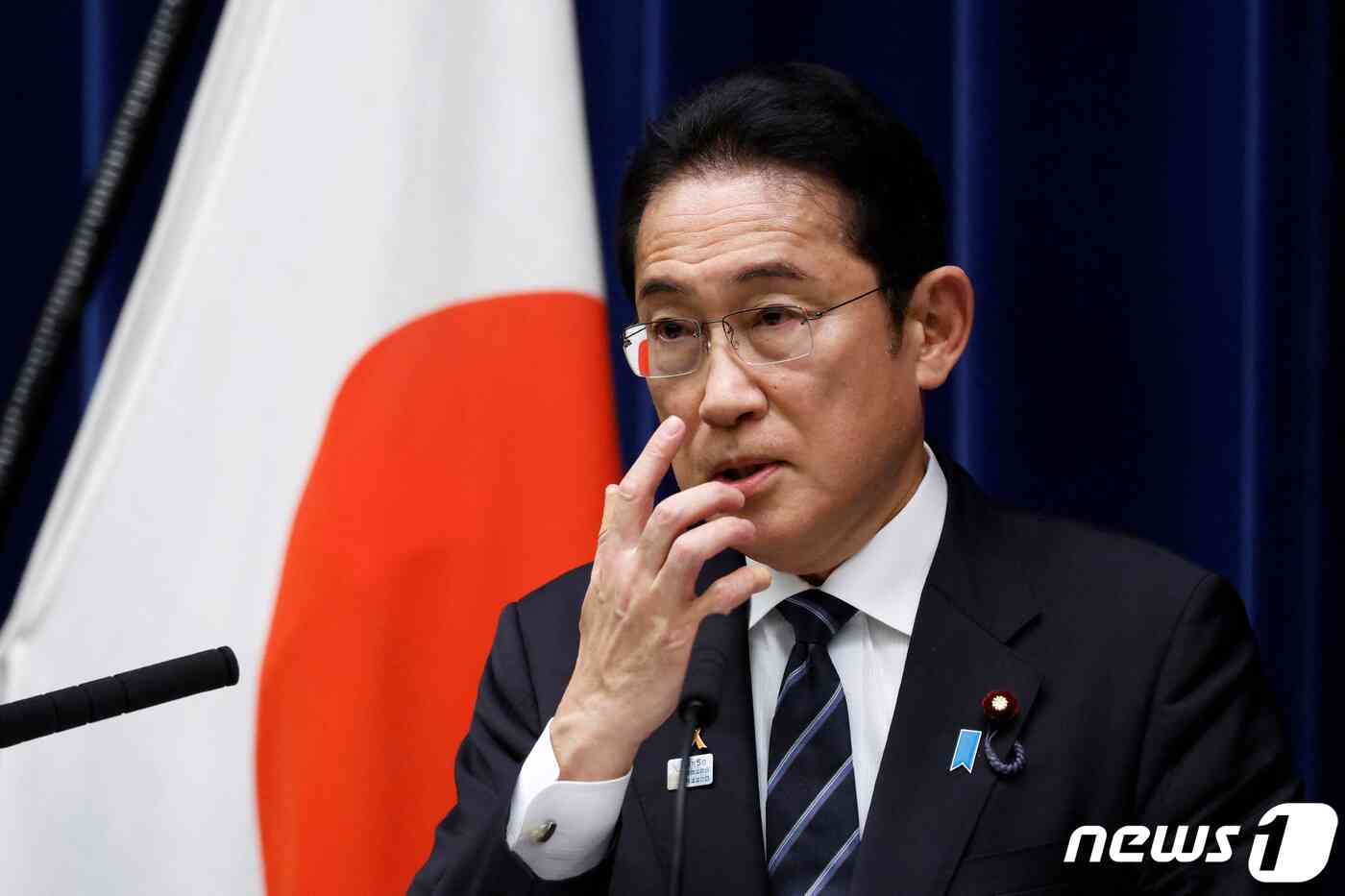 기시다 후미오 일본 총리가 2일(현지시간) 일본 도쿄 총리 관저에서 열린 기자 회견에서 연설하고 있다. 2023.11.06 © 로이터=뉴스1 © News1 정지윤 기자
