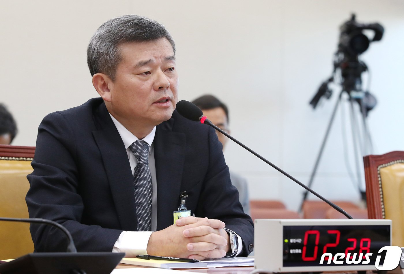 본문 이미지 - 박민 한국방송공사(KBS) 사장 후보자가 7일 오전 서울 여의도 국회 과학기술정보방송통신위원회에서 열린 인사청문회에서 의원들의 질의에 답하고 있다. 2023.11.7/뉴스1 ⓒ News1 임세영 기자