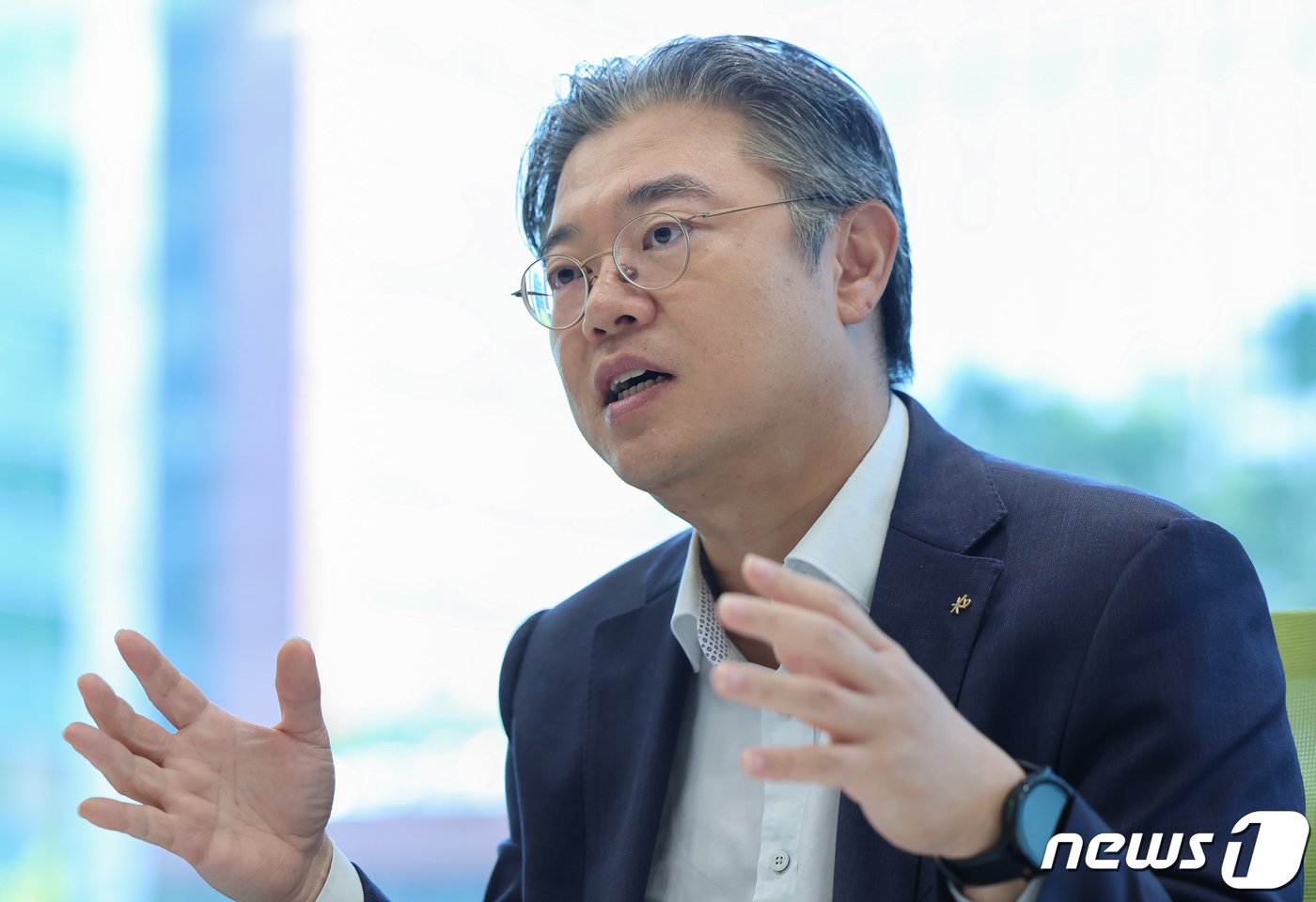 본문 이미지 - 조영서 KB국민은행 디지털플랫폼 전무가 8일 서울 영등포구 KB국민은행 신관에서 뉴스1과 인터뷰를 하고 있다. 2023.11.8/뉴스1 ⓒ News1 김도우 기자