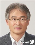 본문 이미지 - 강봉균 IBS 인지 및 사회성 연구단 단장. /뉴스1
