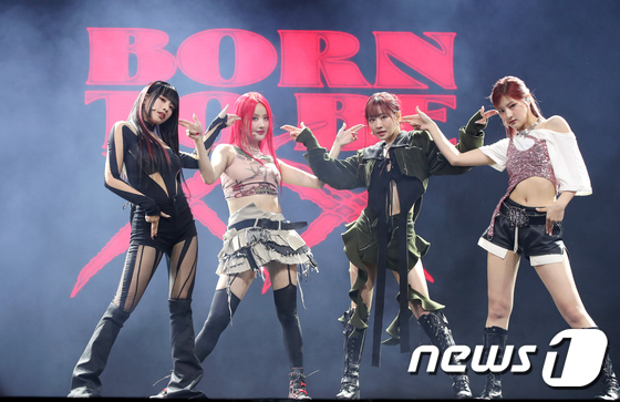 키스오브라이프 'Born to be XX' 들고 컴백