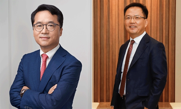 본문 이미지 - 박현종 아웃백스테이크하우스코리아 대표(왼쪽)과 임금옥 전 bhc 대표.