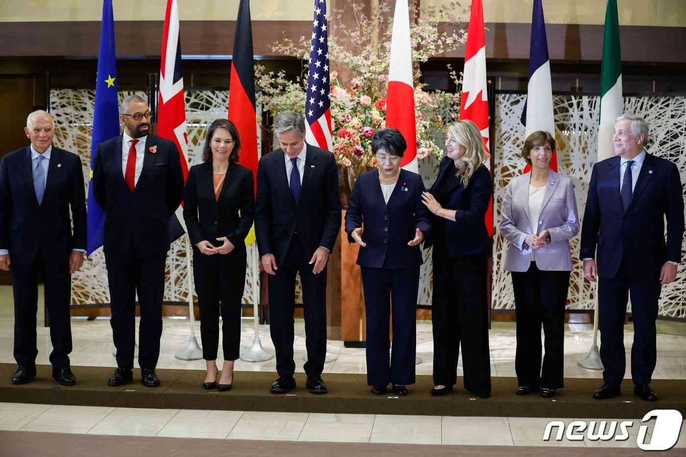 8일 일본 도쿄에서 열린 G7 외교장관회의 참석자들. 2023.11.9 © AFP=뉴스1