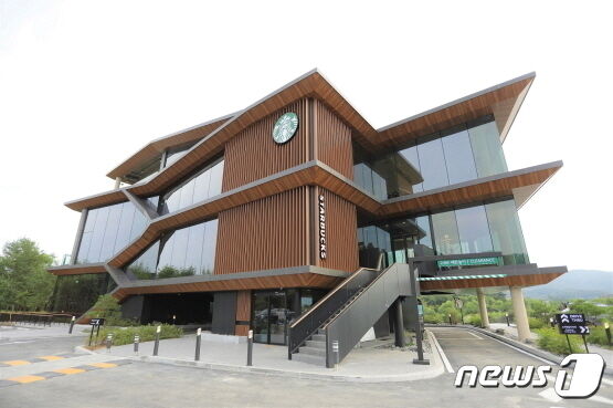 스타벅스 양평DTR점© 뉴스1