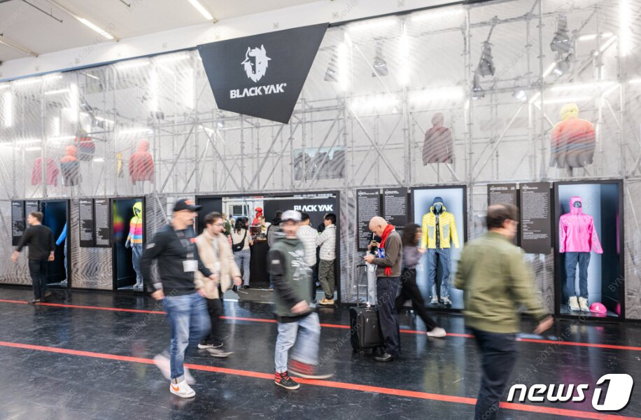 본문 이미지 - 현장 부스 사진.(블랙야크제공)