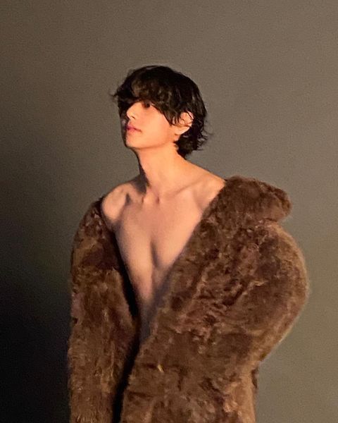 본문 이미지 - 방탄소년단 뷔 SNS