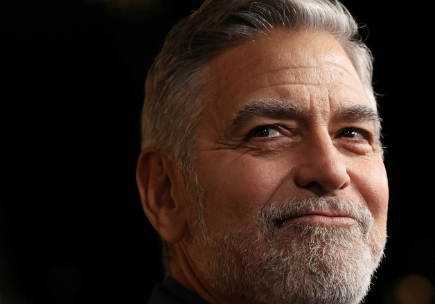 조지 클루니, 만찬장 총격 규탄…"트럼프 반대하나 폭력 안돼"