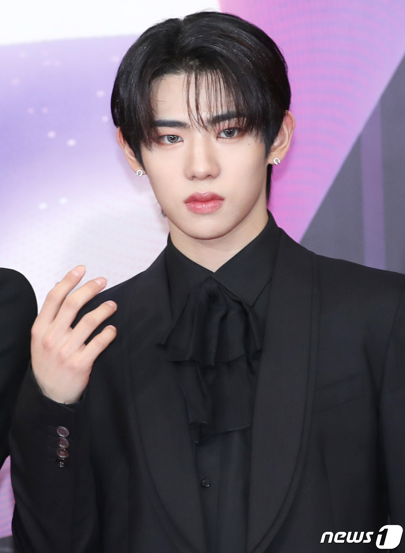 (서울=뉴스1) 권현진 기자 = 판타지보이즈 강민서가 15일 오후 서울 영등포구 KBS 신관에서 진행된 ‘2023 뮤직뱅크 글로벌 페스티벌’ 레드카펫 행사에서 포즈를 취하고 있다. …