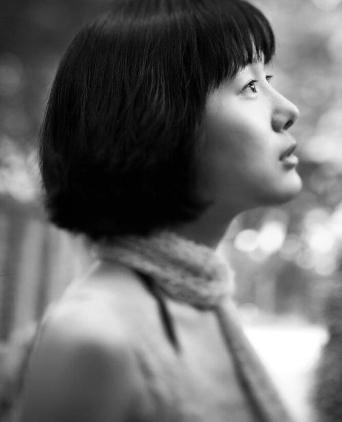 본문 이미지 - 윤진서 인스타그램