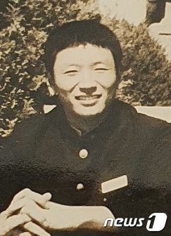 본문 이미지 - 12·12사건 당시 전두환 신군부 반란군과 전투하다 전사한 정선엽 병장. 조선대학교 전기공학과 2학년을 다니다 군 입대를 해 국방부 헌병으로 복무 중이었다.(동신고 동창회 제공)