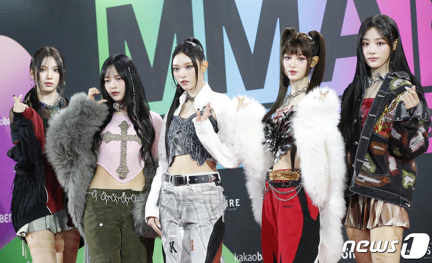 본문 이미지 - 뉴진스 혜인(왼쪽부터)과 하니, 해린, 다니엘, 민지 /뉴스1 ⓒ News1 권현진 기자