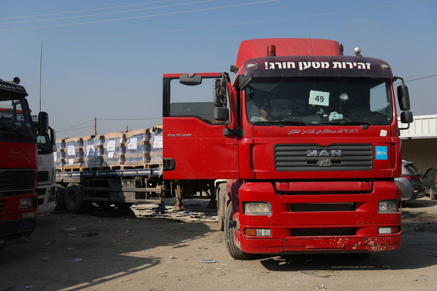 이스라엘, '가자 관문' 라파 국경검문소 개방…휴전 4개월 만