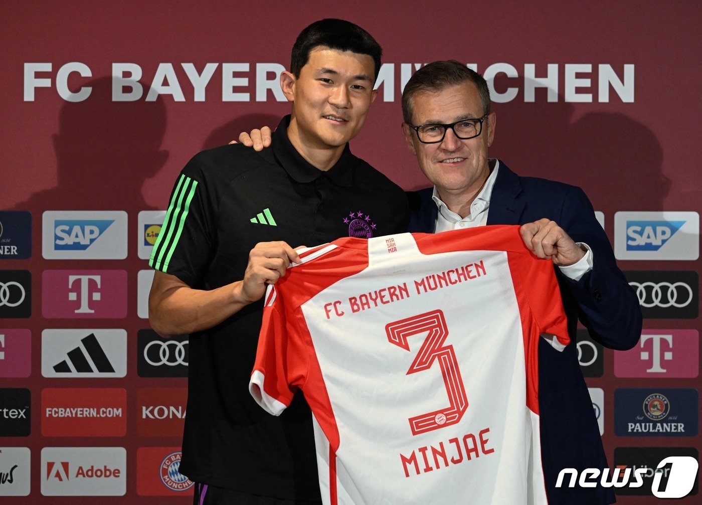 본문 이미지 - 김민재가 독일 프로축구 바이에른 뮌헨에 입단했다. ⓒ AFP=뉴스1