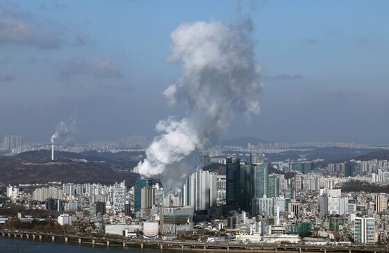 "기후위기 손 놓으면 2100년 한국 GDP 21% 증발"