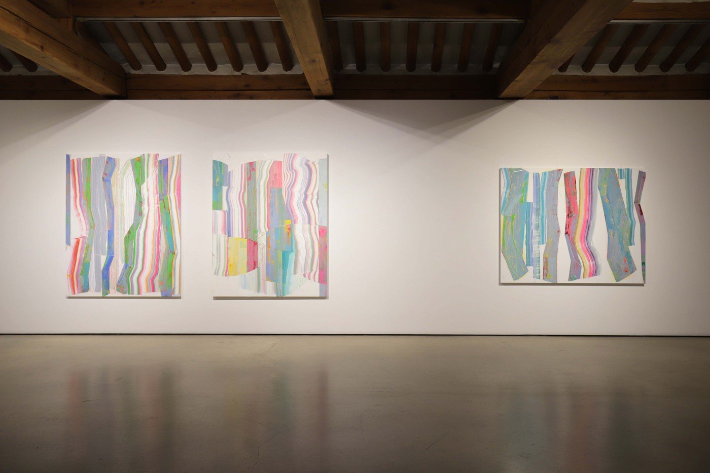 본문 이미지 - 김영헌 개인전 &#39;김영헌: 프리퀀시&#39; 전시 전경. 학고재 제공