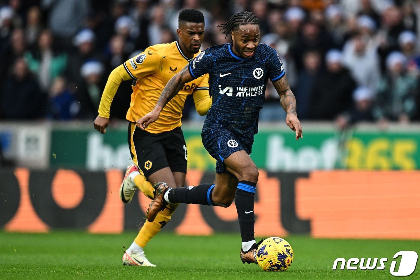 본문 이미지 - 첼시 공격수 스털링. ⓒ AFP=뉴스1