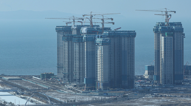 중견 건설사, 3월 전국서 7375가구 분양…전년비 17% 증가