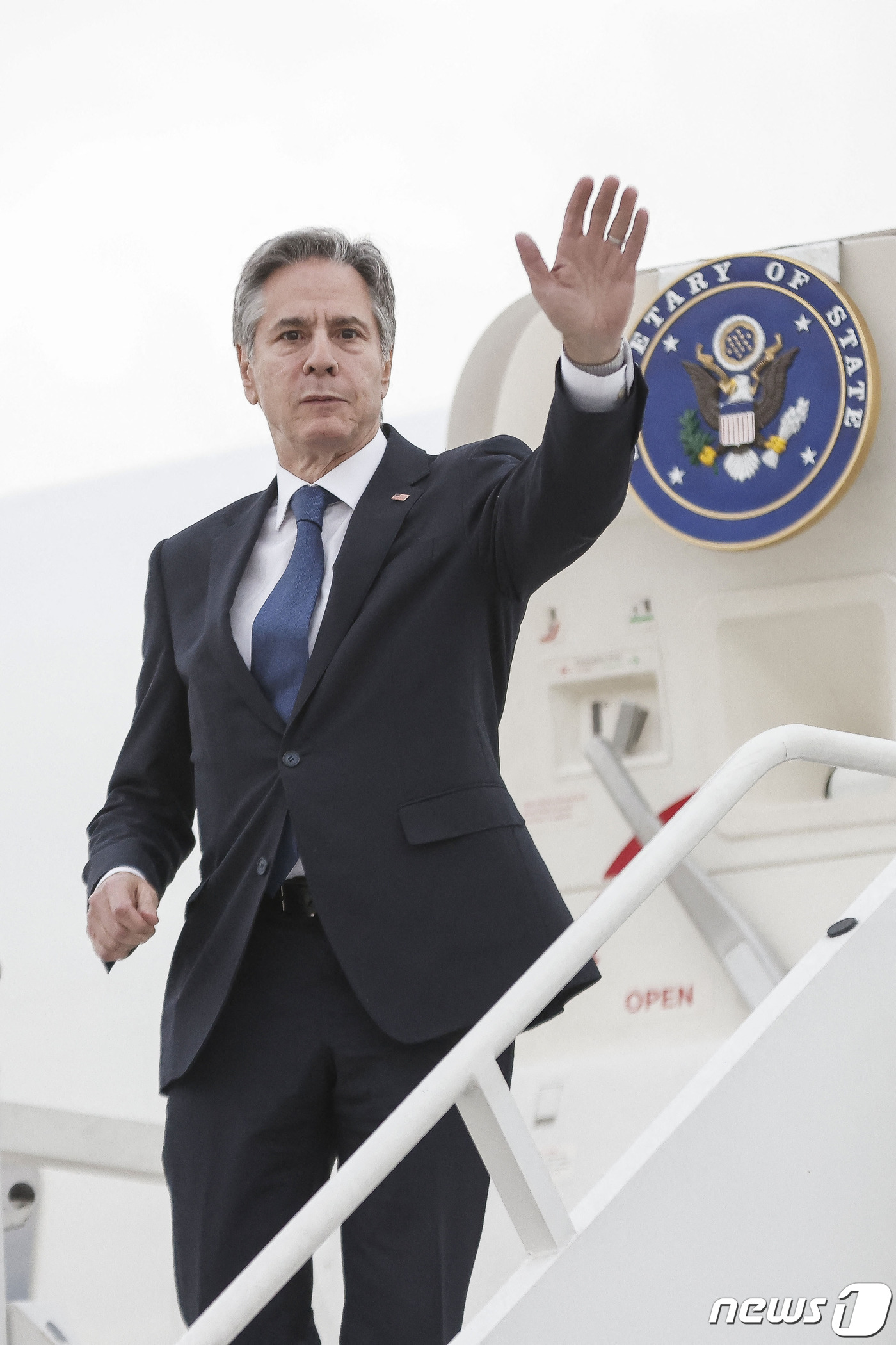 (숨팡고 AFP=뉴스1) 우동명 기자 = 토니 블링컨 미국 국무장관이 27일(현지시간) 마누엘 로페스 오브라도르 멕시코 대통령과 중남미 불법 이민을 논의하는 회담을 마친 뒤 숨팡고 …