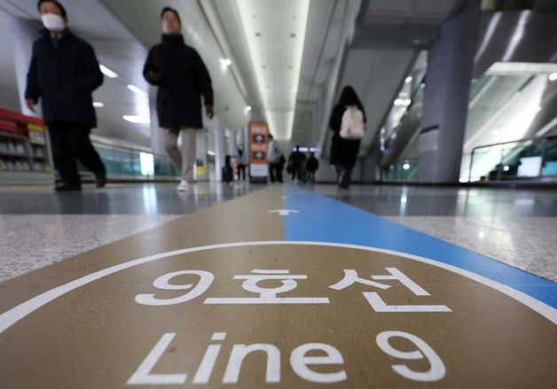 지하철 9호선 신호장애 복구…급행열차 운행 재개(종합2보)