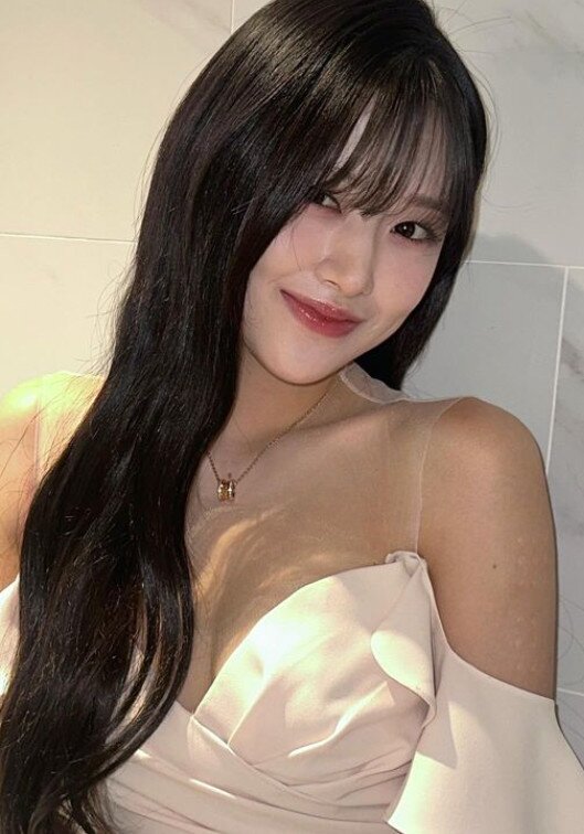 본문 이미지 - 안유진