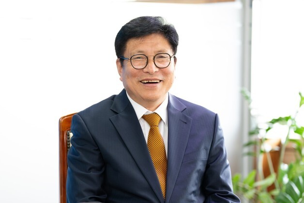 '3연임' 도성훈 인천교육감 "'읽걷쓰AI'로 미래교육 이끌 것"