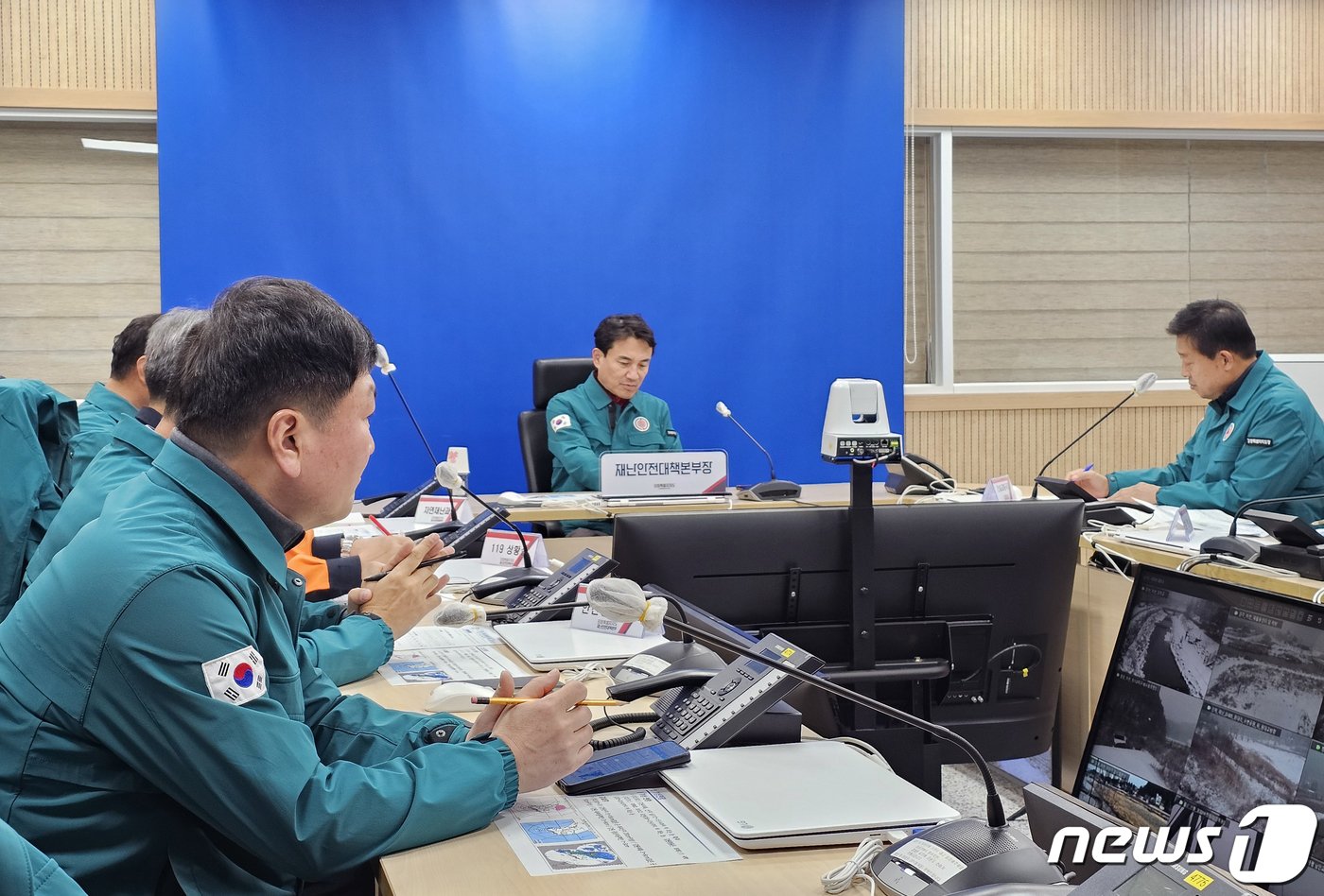 본문 이미지 - 대설 대책 점검하는 김진태 강원도지사.(강원도 제공)