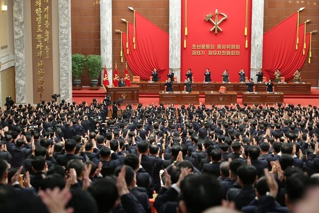 북한, '자력갱생' 통한 연말 성과 강조…"자강력 백배해 승리하자"