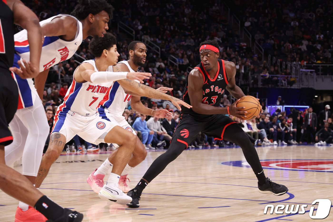 본문 이미지 - 토론토와 디트로이트의 31일 경기 장면. ⓒ AFP=뉴스1