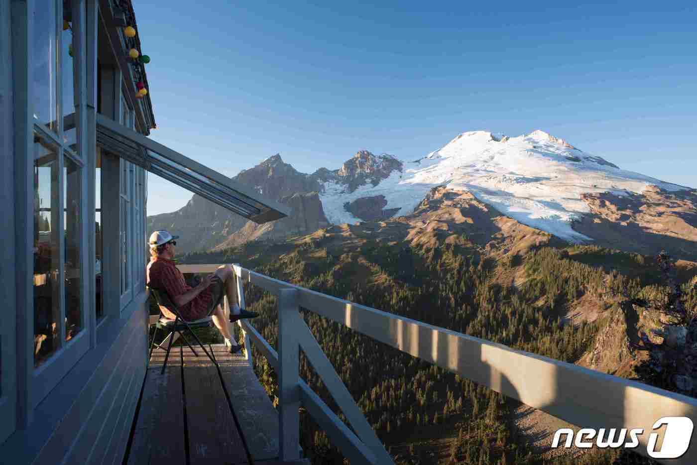 본문 이미지 - 힐링 여행(부킹닷컴 제공)