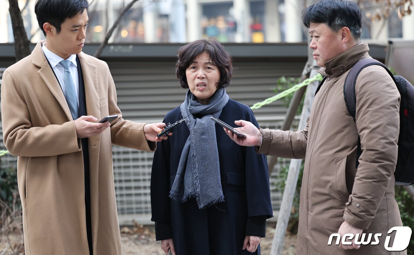 본문 이미지 - 강정애 국가보훈부 장관 후보자(가운데). 2023.12.5/뉴스1 ⓒ News1 허경 기자