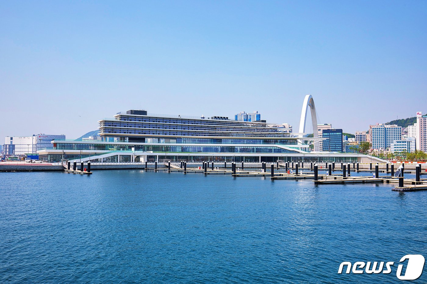 본문 이미지 - 북항 마리나&#40;출처: 부산항만공사&#41;