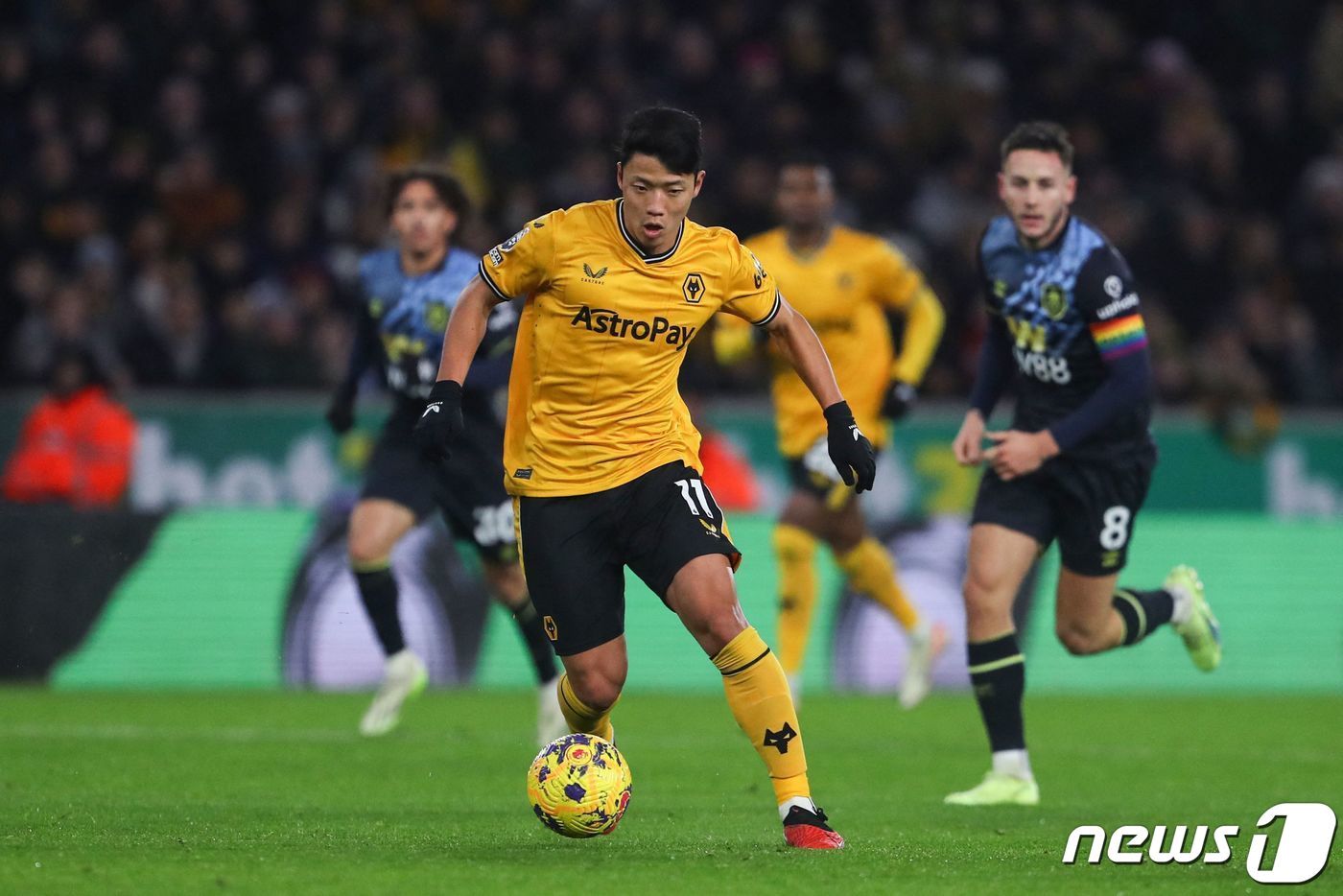 본문 이미지 - 번리전 결승골을 넣은 황희찬. ⓒ AFP=뉴스1