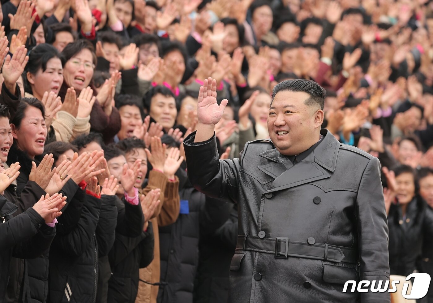 본문 이미지 - (평양 노동신문=뉴스1) = 김정은 북한 노동당 총비서. [국내에서만 사용가능. 재배포 금지. DB 금지. For Use Only in the Republic of Korea. Redistribution Prohibited] rodongphoto@news1.kr