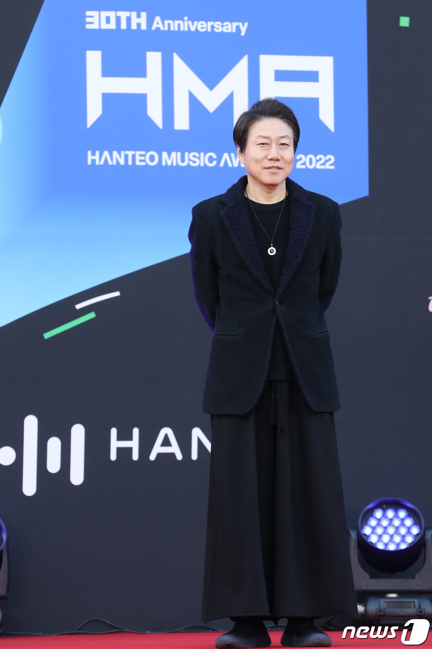 (서울=뉴스1) 권현진 기자 = 홍진영 작곡가가 10일 서울 송파구 잠실실내체육관에서 열린 '30주년 한터뮤직어워즈 2022'에서 포즈를 취하고 있다. 2023.2.10/뉴스1