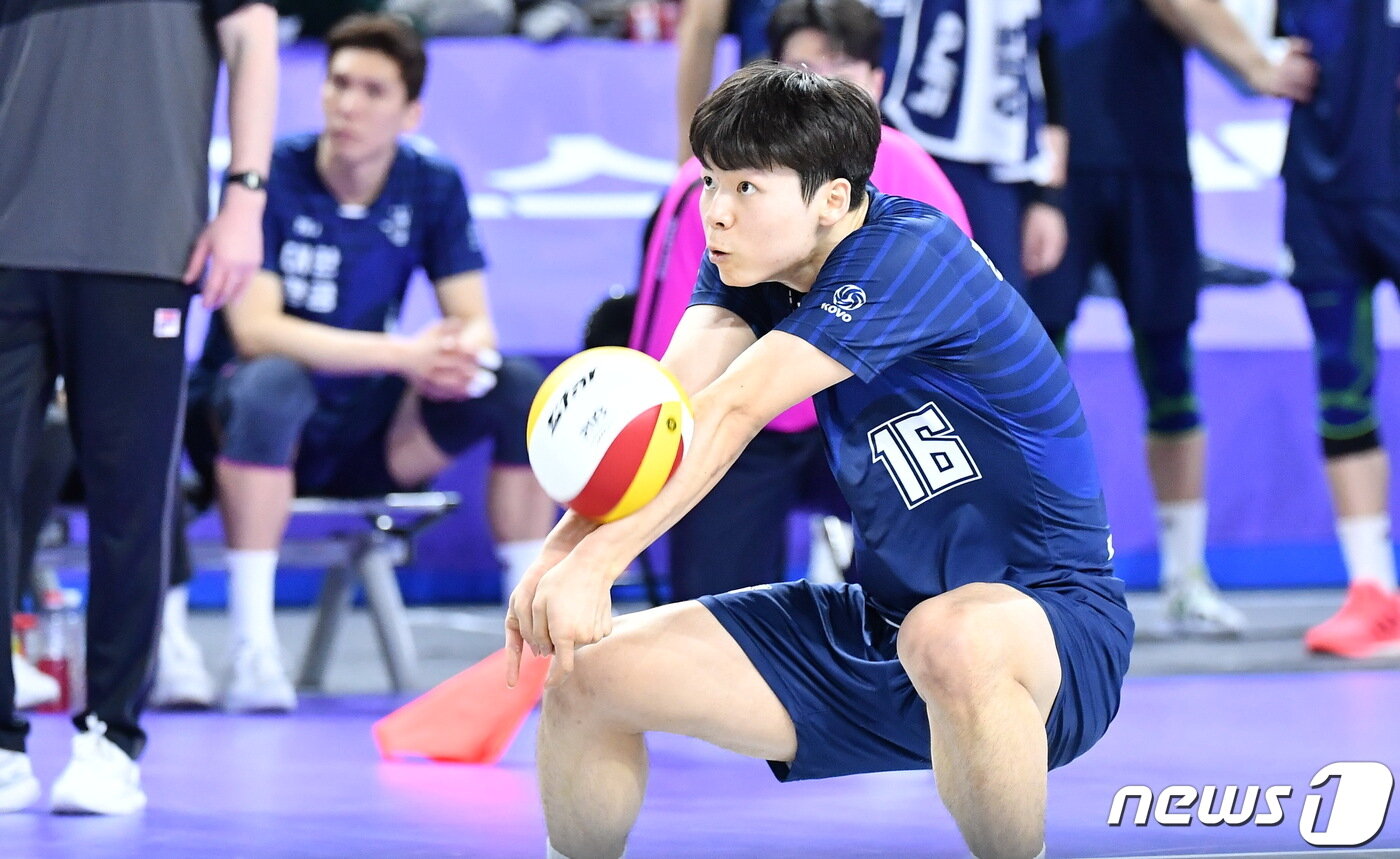 본문 이미지 - 대한항공 아웃사이드 히터 정한용 (한국배구연맹 제공)