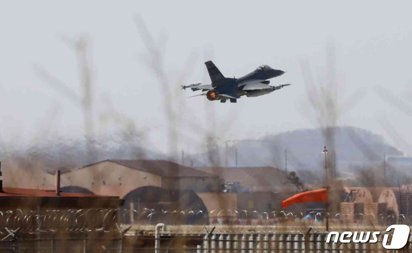 주한 미 공군  F-16전투기. 2023.2.20/뉴스1 © News1 김영운 기자