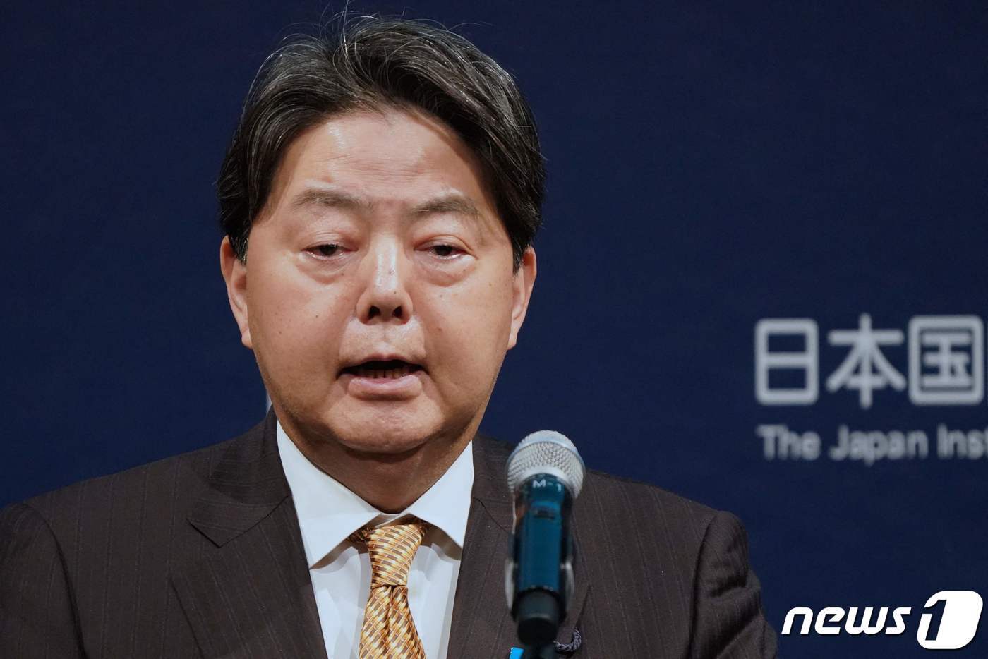 본문 이미지 - 하야시 요시마사 일본 외무상. ⓒ AFP=뉴스1