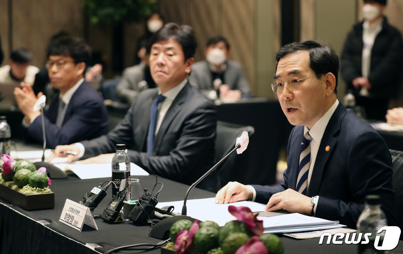 (서울=뉴스1) 박세연 기자 = 이창양 산업통상자원부 장관이 22일 종로구 포시즌스 호텔 서울에서 열린 탄소중립 기술개발 라운드테이블 및 업무협약식에서 모두발언을 하고 있다. 20 …