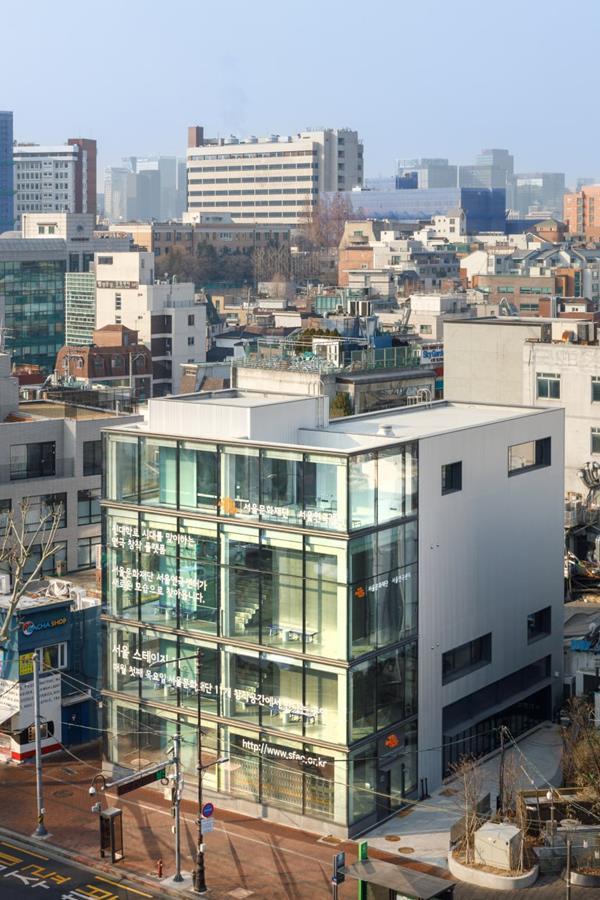 본문 이미지 - 4월 준공 예정인 서울연극센터(서울문화재단 제공)