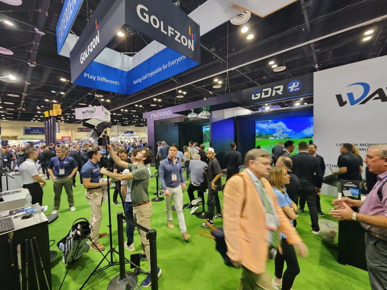 본문 이미지 - 2023 PGA 머천다이즈 쇼 골프존 부스 전경(골프존 제공) 