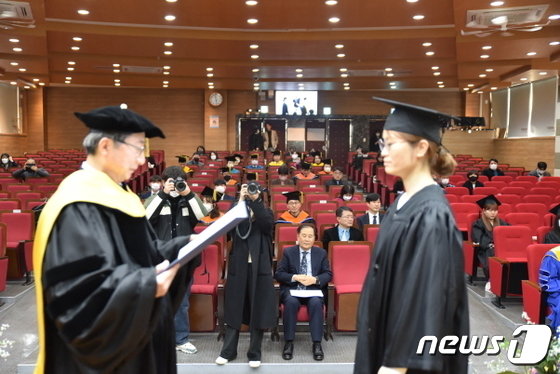 전북 전주비전대학교 2022학년도 학위수여식이 7일 대강당에서 개최됐다.(전주비전대 제공) 2023.2.7/뉴스1