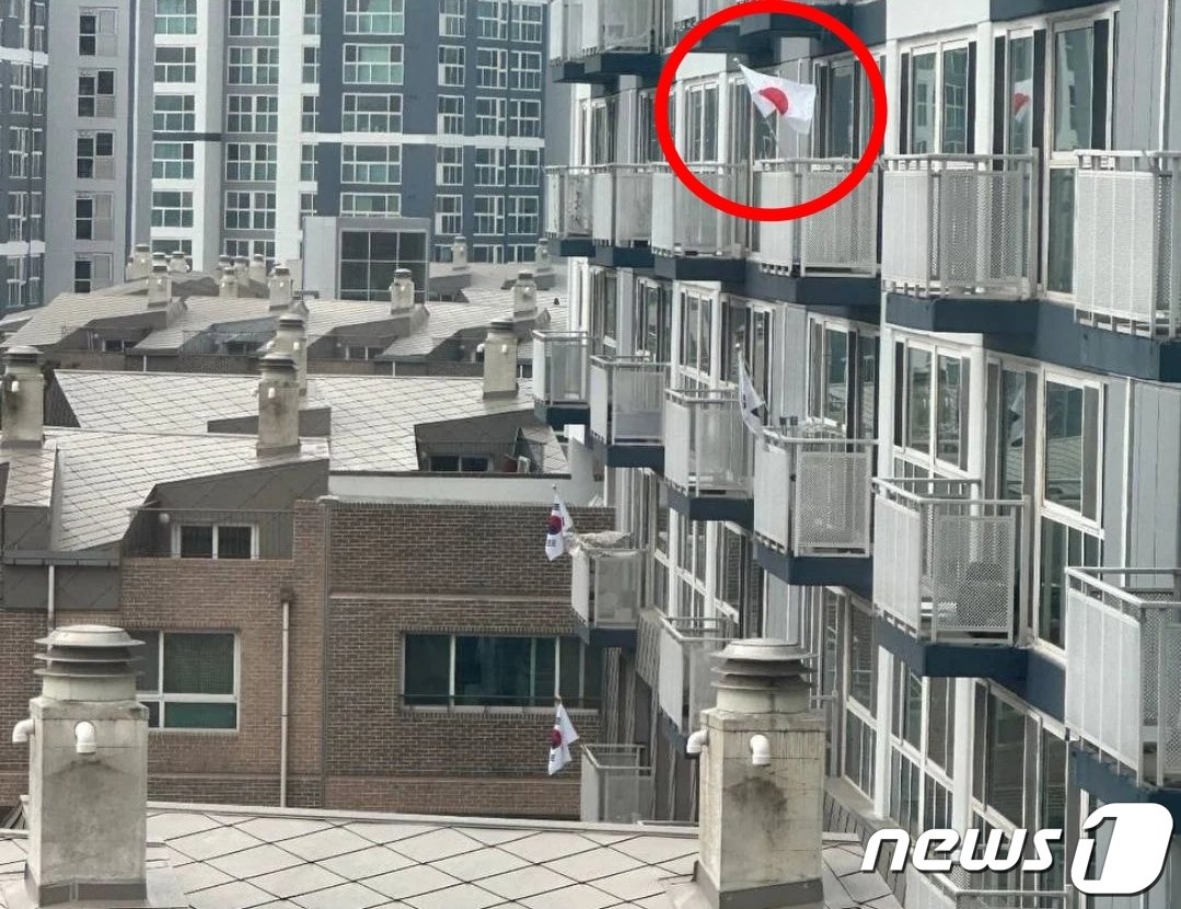 본문 이미지 - (온라인 커뮤니티 갈무리)