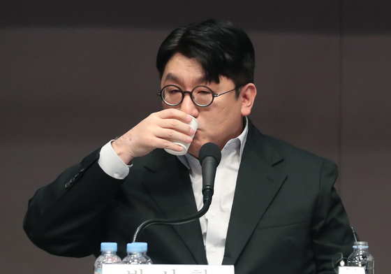 경찰 '사기적 부정거래' 방시혁 구속영장 신청…내사 착수 1년 반 만(종합)