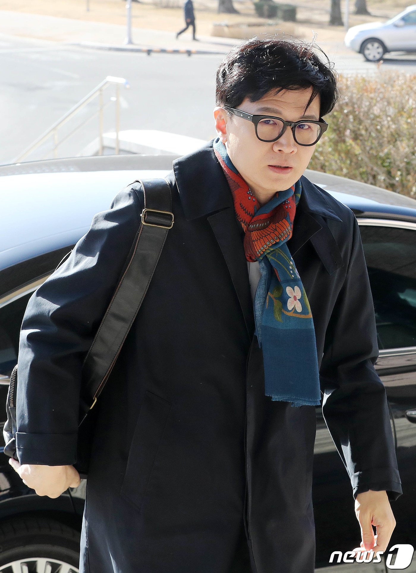 본문 이미지 - 한동훈 법무부 장관이 2일 오전 경기도 과천 법무부 청사로 출근을 하고 있다. 이날 법무부는 임은정 대구지검 중요경제범죄조사단 부장검사에 대해 적격심사를 갖는다. 2023.3.2/뉴스1 ⓒ News1 박세연 기자